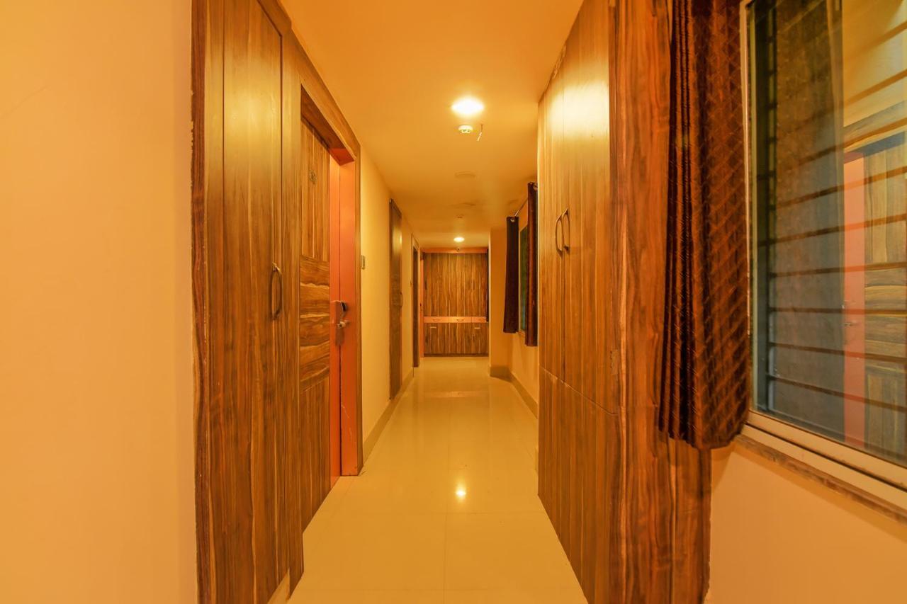 Fabhotel Middleton Desire - Nr Niladri Vihar Square Bhubaneswar Exteriör bild