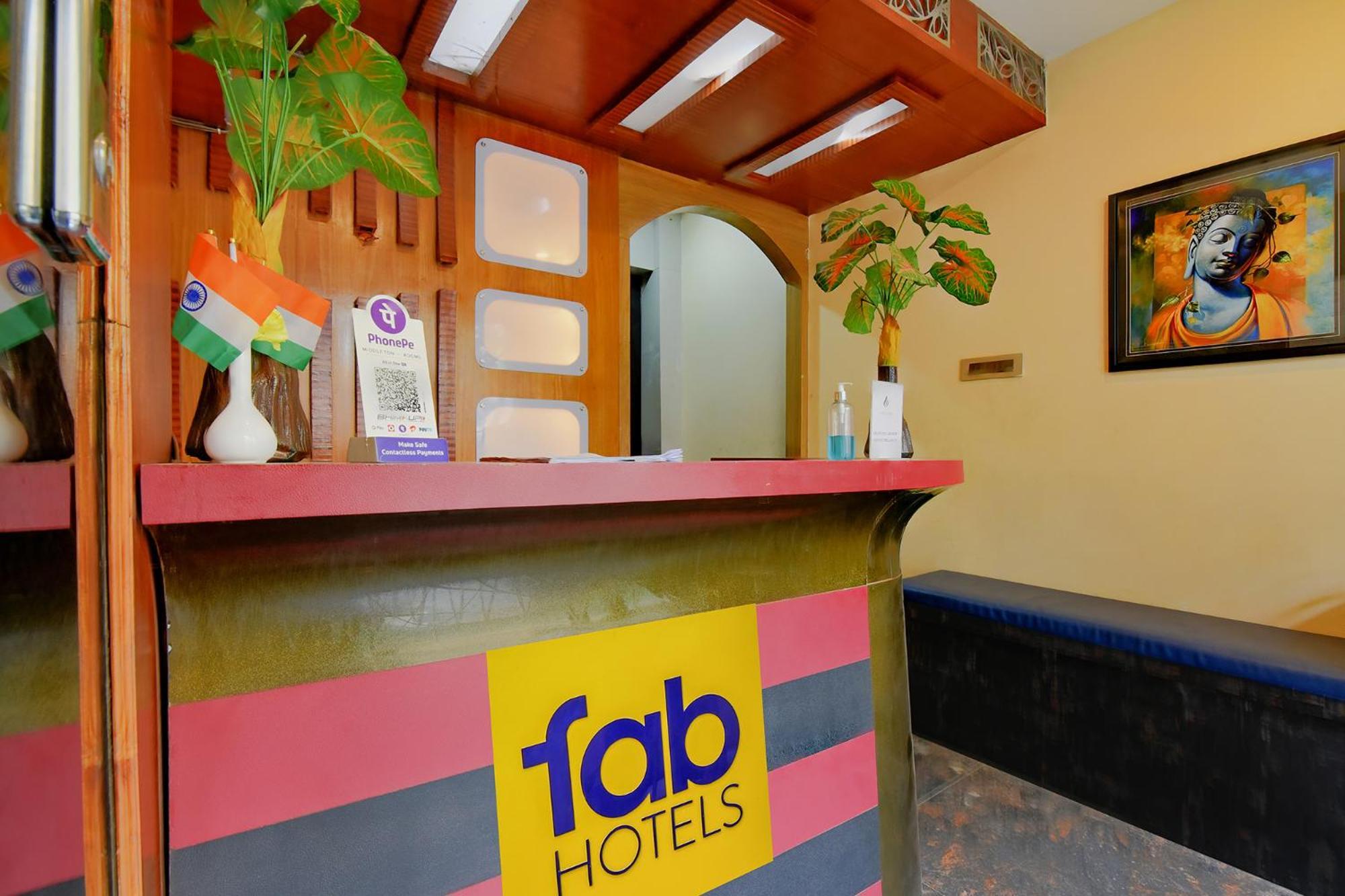 Fabhotel Middleton Desire - Nr Niladri Vihar Square Bhubaneswar Exteriör bild